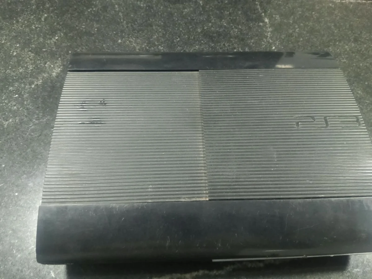 CX/ A***ur S**NN /PLAYSTATION 3 SUPER SLIM! TOP! 88,00 SEGUIDOS DE 25,00