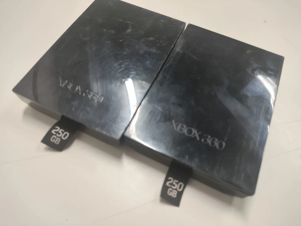 WA/ LOTE COM 2 HDS ORIGINAIS MICROSOFT 250GB – XBOX 360, TOPS! 57,00 SEGUIDOS DE 15,00