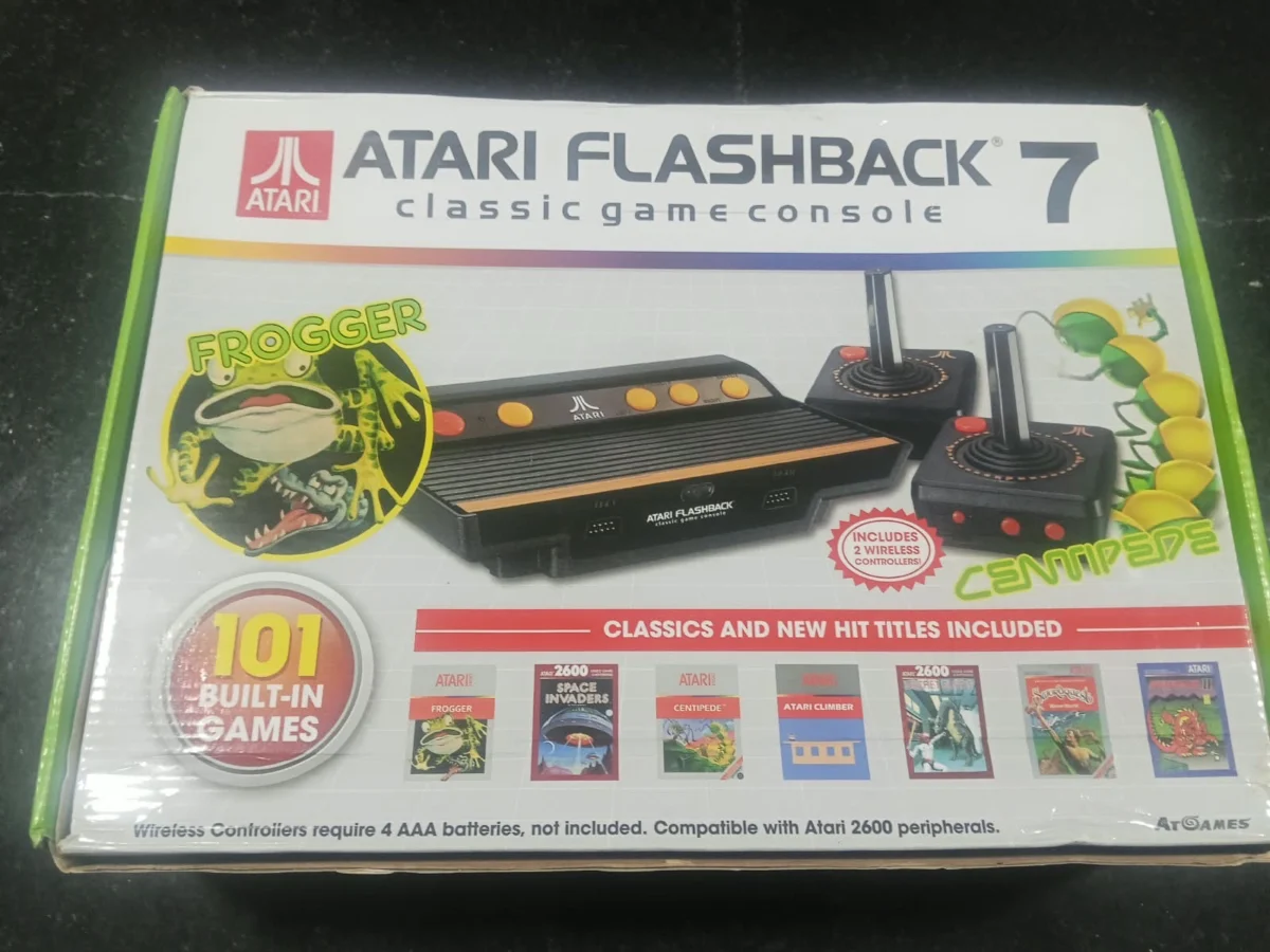 CX/ R****to B****ra C****ho /ORIGINAL! ATARI FLASHBACK 7! NA CAIXA! UM VERDADEIRO MERGULHO NA ERA DE OURO! 178,00 SEGUIDOS DE 23,00