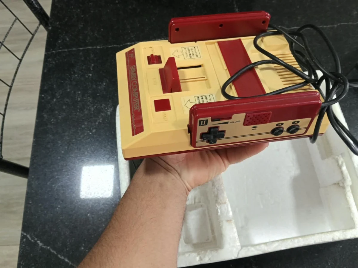 TA/ ORIGINAL! NINTENDO FAMICOM! NA CAIXA! TOP!  297,00 SEGUIDOS DE 37,00